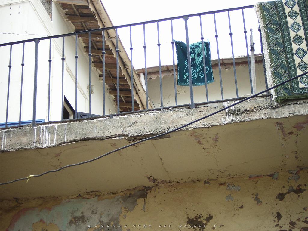 027-ORAN-Juin06-rue Eugene Lallement.jpg - Unicode